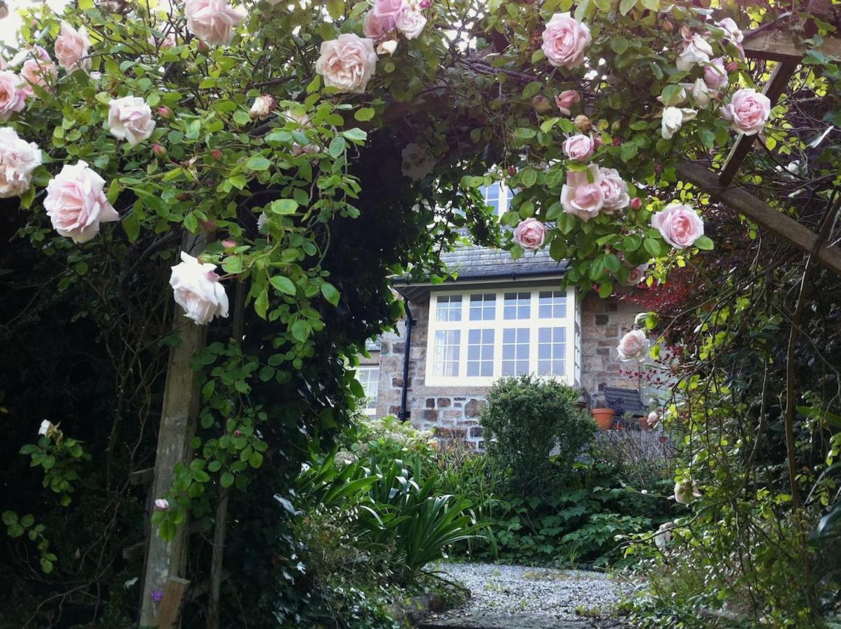 Penquite Holiday Accommodation Uny Lelant Exterior photo